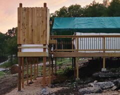 Entire House / Apartment Family Glamping W/ Stock Tank Pool! (Ava, USA)