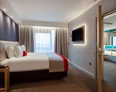 Khách sạn Holiday Inn Express - Cambridge West - Cambourne, An Ihg Hotel (Cambridge, Vương quốc Anh)