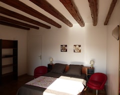 Toàn bộ căn nhà/căn hộ Gite On 2 Levels, In An Authentic Village, In Cathar Country Near Montségur. (Bélesta, Pháp)