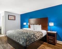 Otel Econo Lodge Inn & Suites I-64 & US 13 (Virginia Beach, ABD)
