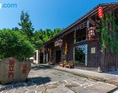 Hotelli Zhangjiajie Lodge In The Forest (Zhangjiajie, Kiina)