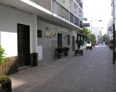 Hotel Sa Rota (Santa Eulalia, Spanien)