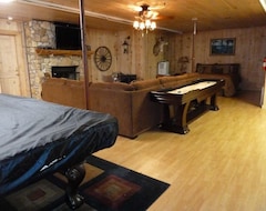 Toàn bộ căn nhà/căn hộ Gorgeous Lake View Lodge with Private Dock (Glenville, Hoa Kỳ)