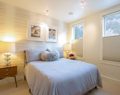 Toàn bộ căn nhà/căn hộ Meribel Penthouse 3 Bedrooms 3.5 Bathrooms Home (Telluride, Hoa Kỳ)
