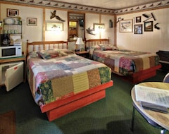 Hotel Birchwood Resort & Campground (Cadillac, USA)