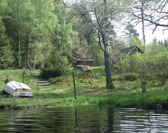 Cijela kuća/apartman Holiday Home Right On The Lake With A Large Lake Property (Hultsfred, Švedska)