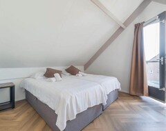 Toàn bộ căn nhà/căn hộ Vacation Home Forest Cottage Ewijk Incl. Hot Tub In Ewijk - 6 Persons, 3 Bedrooms (Beuningen, Hà Lan)