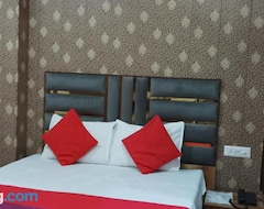 Hotelli Hotel Sunkriti Resort (Zirakpur, Intia)