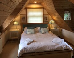 Cijela kuća/apartman Charming Well Equipped Lodge By The Beautiful River Yarty (Axminster, Ujedinjeno Kraljevstvo)