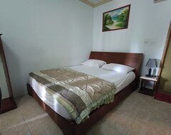 Khách sạn Oyo 93826 Cprc Inn Serpong (Tangerang Selatan, Indonesia)
