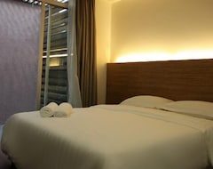 Hotel Place2Stay - Opposite Hilton (Kuching, Malezija)