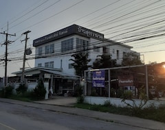Khách sạn โรงแรมบ้านสุวรรณา Baansuwanna Hotel (Khon Kaen, Thái Lan)