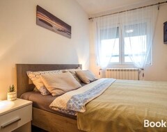 Toàn bộ căn nhà/căn hộ Katarina Premium Apartments (Pirot, Séc-bia)