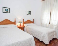 Entire House / Apartment Villa Andrea Nerja - Three Bedroom Villa, Sleeps 6 (São Gabriel da Palha, Brazil)