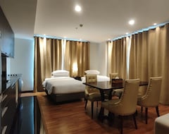 Khách sạn The Bless Hotel and Residence (Bangkok, Thái Lan)