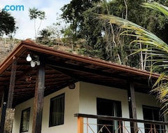 Entire House / Apartment Cantinho Da Mata. A Natureza No Quintal. Ibituruna (Governador Valadares, Brazil)