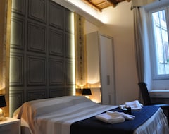 Hotel Navona Nice Room (Rome, Italy)