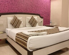 Khách sạn Oyo 64573 Hotel Paradise (Mumbai, Ấn Độ)