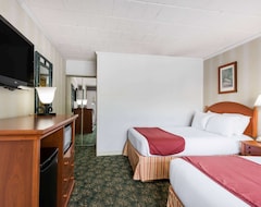 Ramada by Wyndham State College Hotel & Conference Center (State College, USA)