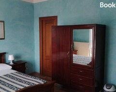Bed & Breakfast B&B I lupi (Cherasco, Ý)