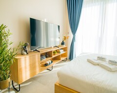 Khách sạn Royal Blue Resort & Residences (Tivat, Montenegro)