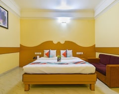 Hotel FabExpress Js Planters Coorg (Kushalnagar, India)