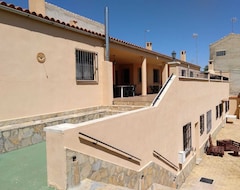 Tüm Ev/Apart Daire 3 Houses In Casas Rurales Montemayor (Casas de Lázaro, İspanya)