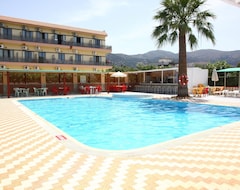 Triton Garden Hotel (Malia, Grækenland)