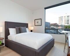 Tüm Ev/Apart Daire Brand New West End Luxury 2 Bedroom, Huge Patio! (Vancouver, Kanada)