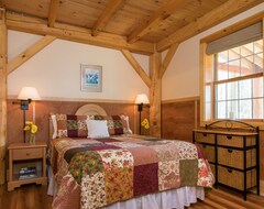 Toàn bộ căn nhà/căn hộ Inviting timber frame cabin in Vermont's Green Mountains (Ripton, Hoa Kỳ)