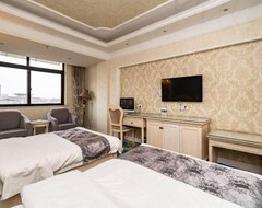 Hotel New Youjia Traders  (Pengzhou Mengyang Town) (Pengzhou, Kina)