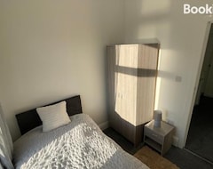 Toàn bộ căn nhà/căn hộ Spacious 4-bedroom House In Manchester (Manchester, Vương quốc Anh)