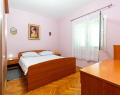Casa/apartamento entero Three Bedroom Apartment With Balcony Kraj, Pašman (A-8457-A) (Tkon, Croacia)