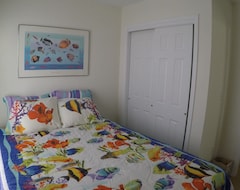 Toàn bộ căn nhà/căn hộ New Charming Condo With Upper/lower Decks, 1 Blk To Beach, Incl. 2 Badges (Dover Beaches South, Hoa Kỳ)