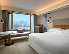 Sheraton Hong Kong Hotel & Towers (Hong Kong, Hong Kong)