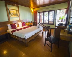 Hotel Rocky Point Resort (Prachuap Khiri Khan, Tajland)