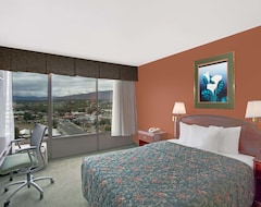 Ramada By Wyndham Reno Hotel And Casino (Reno, EE. UU.)