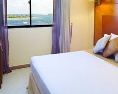 Khách sạn Mookai Hotel (South Male Atoll, Maldives)