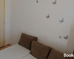 Casa/apartamento entero Small Low Cost Studio (Belgrado, Serbia)
