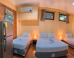 Bed & Breakfast Mabini Hotel (Mambajao, Philippines)