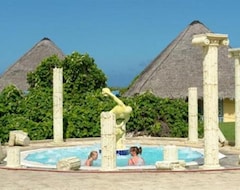 Hotel Premium Service Playa Pesquero (Holguín, Cuba)
