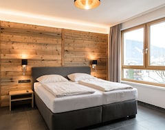 Hotel AlpenParks Residence Zell am See (Zell am See, Austria)