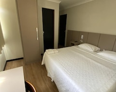 Khách sạn Hotel Esmig (Venda Nova do Imigrante, Brazil)
