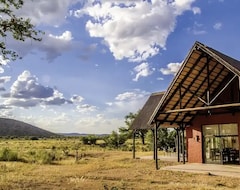 Otel Hobatere Lodge (Kamanjab, Nambiya)
