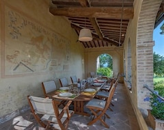 Toàn bộ căn nhà/căn hộ Villa In Serravalle With 5 Bedrooms Sleeps 10 (Serravalle a Po, Ý)