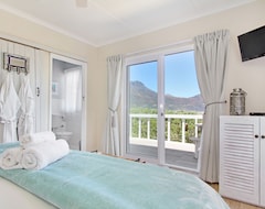 Hotel The Beach House (Hout Bay, South Africa)