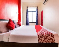 Hotel Oyo 46533 Ravi Palace (Ajmer, Indija)