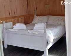 Cijela kuća/apartman Beautiful Wooden Tiny House/ Cabin With Hot Tub 3 (Tuxford, Ujedinjeno Kraljevstvo)