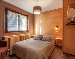 Koko talo/asunto Efanle 1 - Three Bedroom Apartment, Sleeps 8 (Morzine, Ranska)