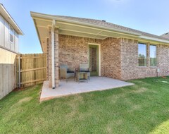 Toàn bộ căn nhà/căn hộ Mustang New Construction Home (Oklahoma City, Hoa Kỳ)